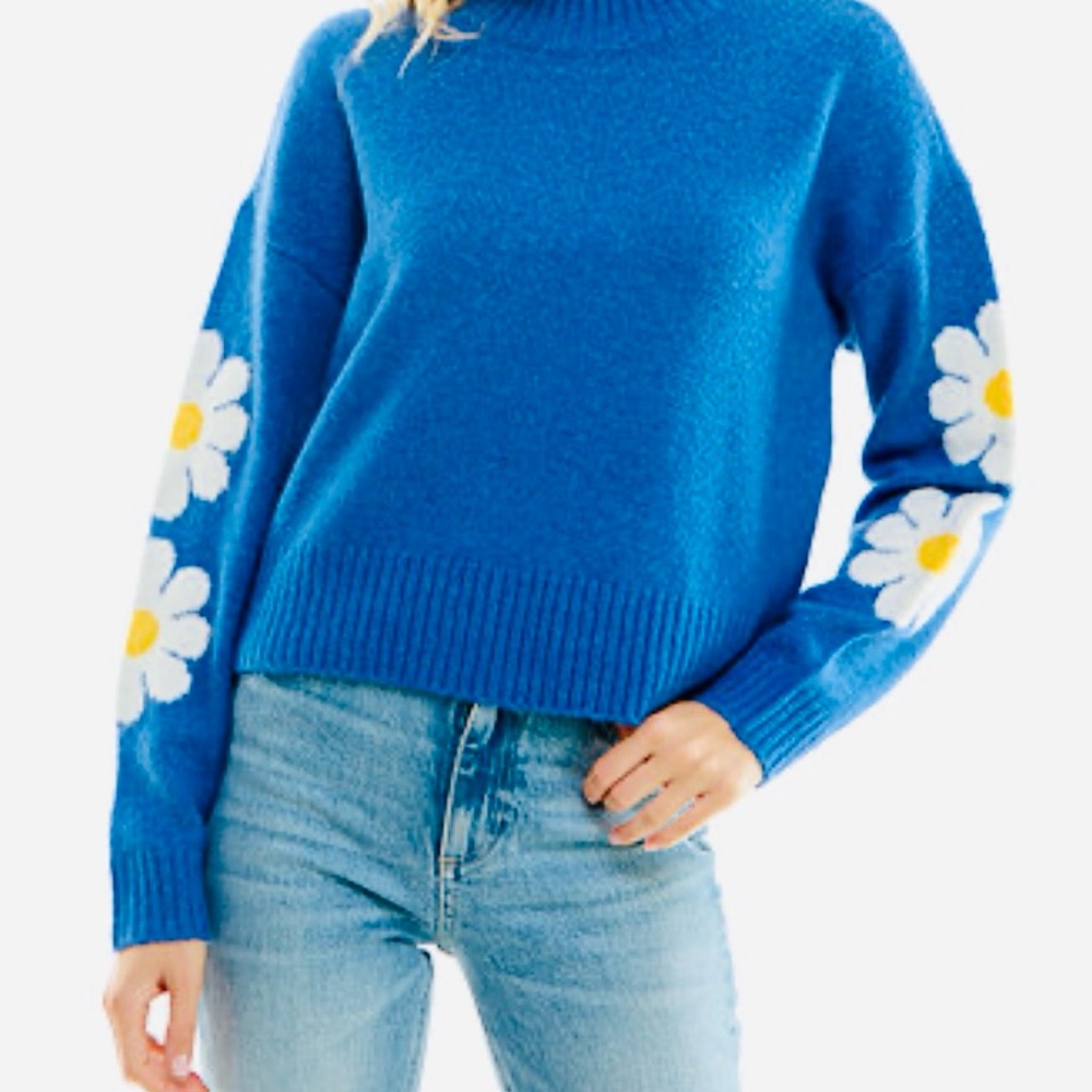 BRAND NEW Blue Daisy Sleeve Crewneck Sweater-Size Small